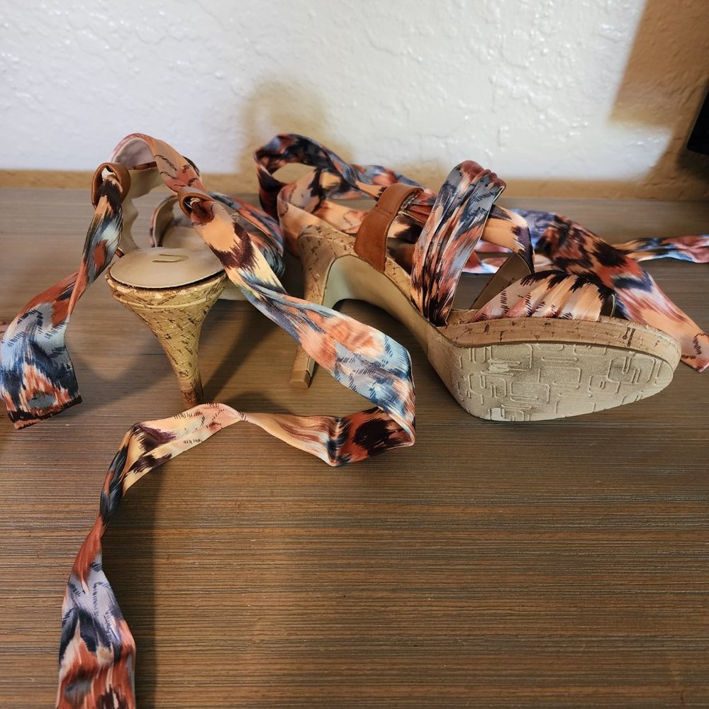 Unisa Shoes - Picture 2 of 2